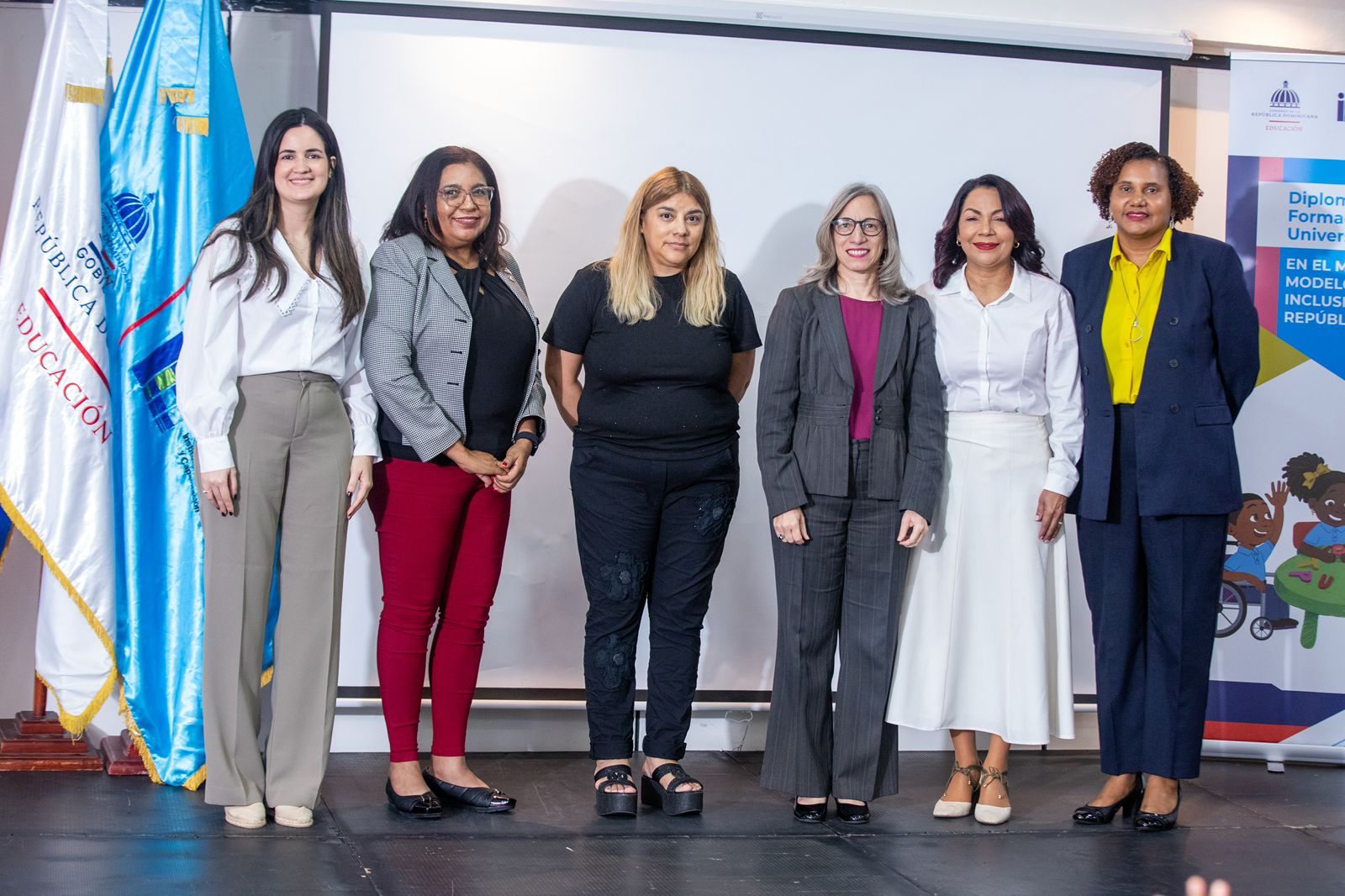 1,300 docentes se capacitan para fortalecer la educación inclusiva en ...